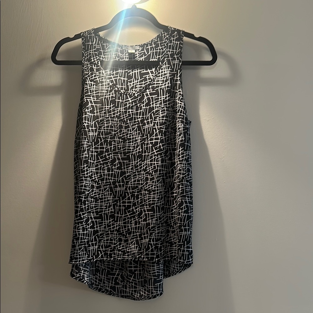 Black and White Sleeveless Top